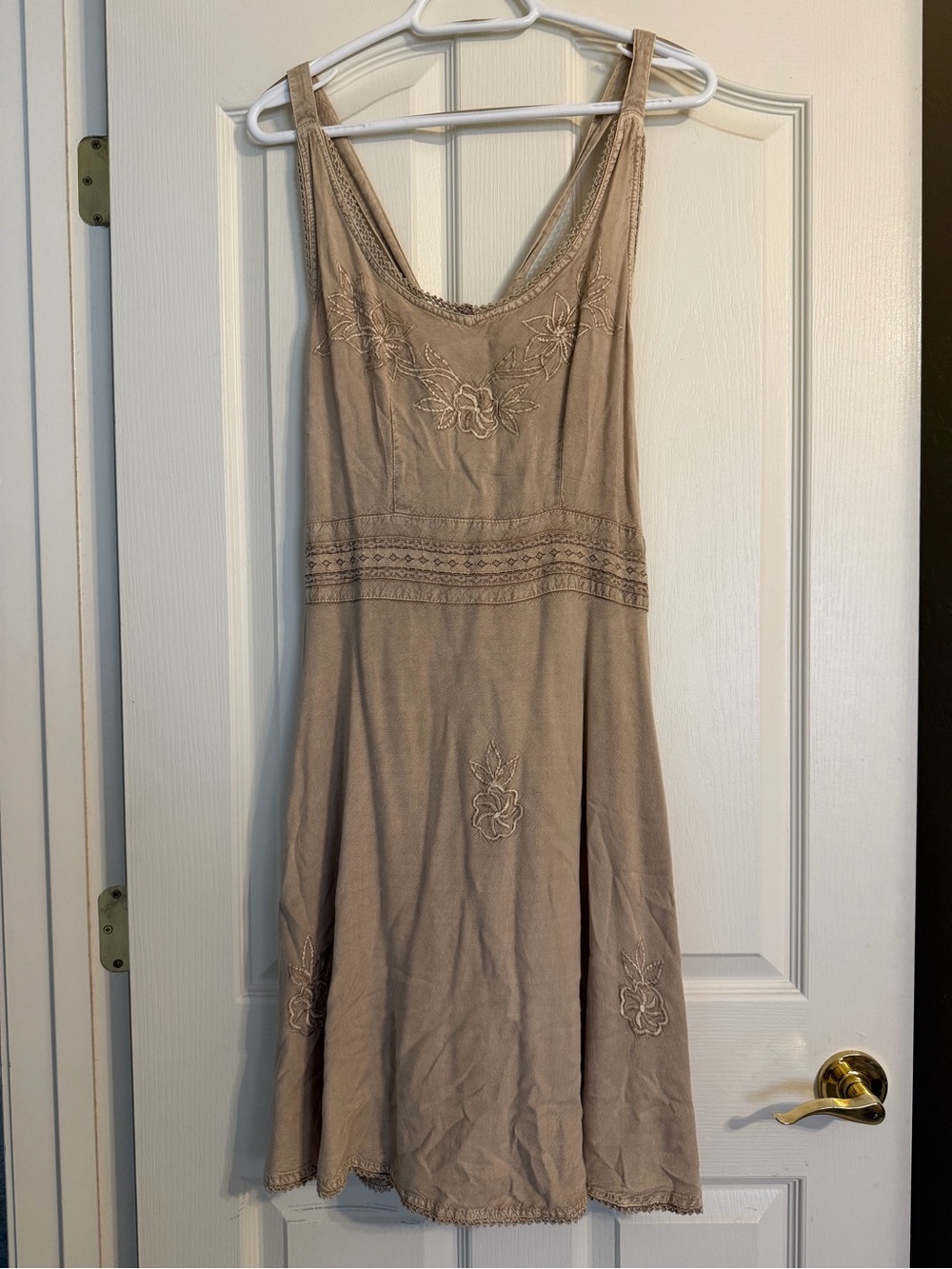 Coline Embroidered Halter Dress Tie-Back XXL